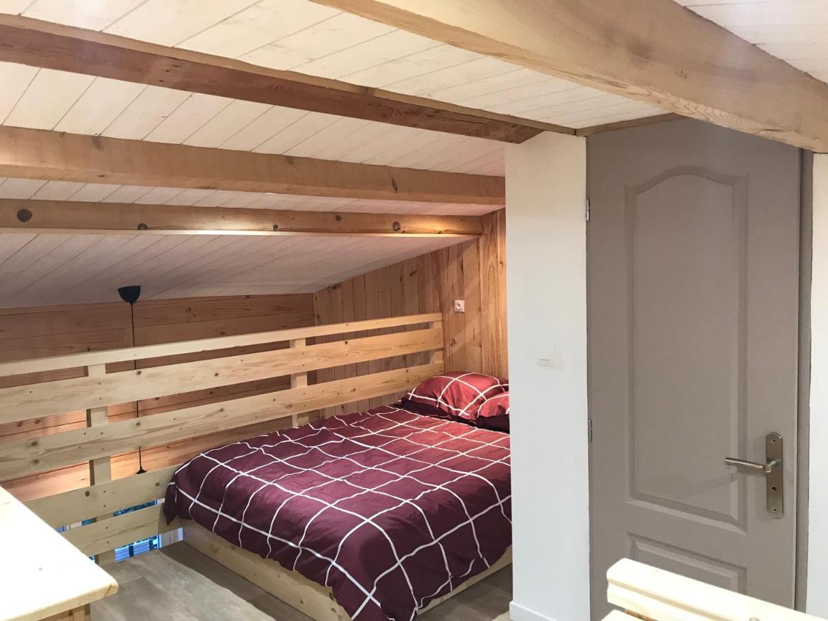 Au Pied Apartment *